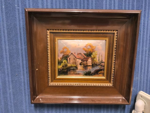 Email de Limoges – Le moulin, signé Thoumieux. 14,5 x 18,5 cm