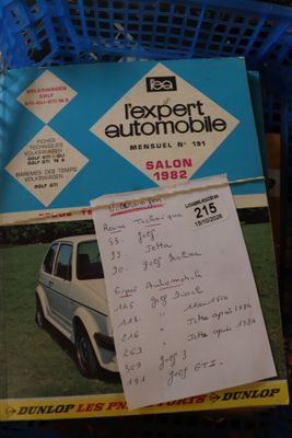 une photo d'une voiture dans un panier, accompagnée d'un ticket de caisse