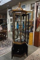 Belle vitrine vintage hexagonale avec toit en pagode - laque… (photo 4)