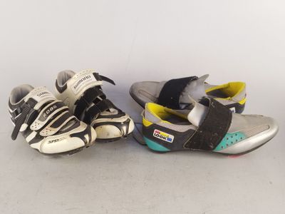 Lot de deux paires de chaussures de vélo de course dont SHIM…