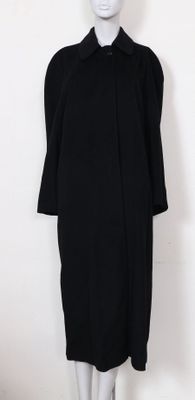 une robe noire sur un mannequin mannequin mannequin mannequin mannequin mannequin mannequin mannequin mannequin mannequin