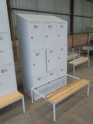 Armoire vestiaire MALAW 9 cases avec banc et partie supérieu… - Photo 1