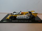 une photo d'une maquette de voiture de course
