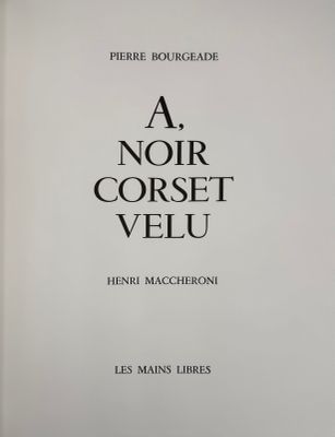 image d'un corset noir en velours, édition française
