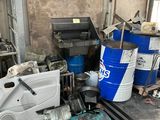 a lot of trash that is sitting on the floor