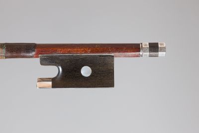 Archet de violon de Charles-Louis BAZIN, fait vers 1940, sig…
