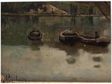two boats that are sitting on the water in the water