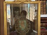 a picture of a picture of a person in a mirror