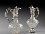 paire de vases en argent et en cristal taillé, munis d'anses