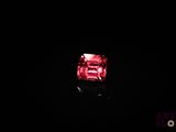 an image of a red light in the dark