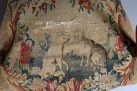 Paire de fauteuils en noyer mouluré et sculpté de fleurettes… (photo 5)