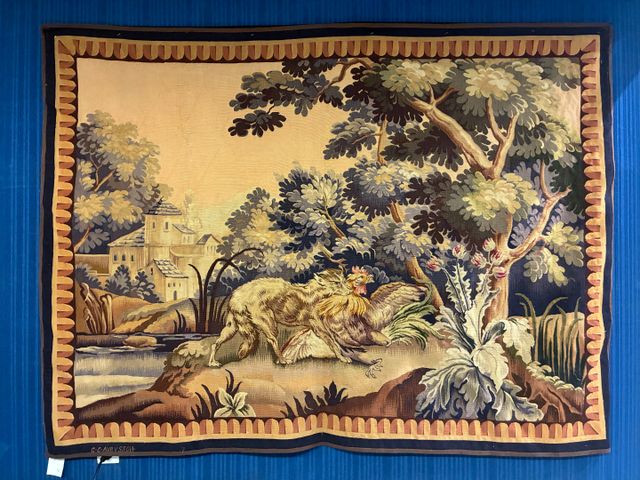 Tapisserie d'Aubusson « Verdure au loup et au coq ». Bolduc absen...