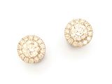 deux paires de boucles d'oreilles en diamant sur fond blanc