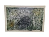 une œuvre d'art posée au sommet d'un mur
