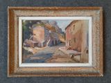 une peinture à l'huile représentant une rue d'un village, accrochée à un mur