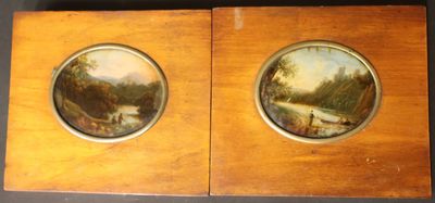 Bord de rivière Deux fixés sous verre, vue ovale dans un cad… - Photo 1