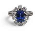 Bague ovale en saphir et diamants