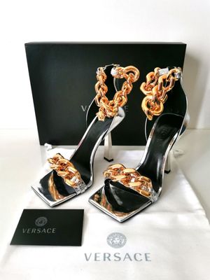 Versace Sandales à talons "Medusa" en cuir de couleur argent… - Photo 1