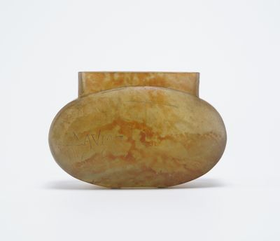 Antonin DAUM (1864-1930) Vase, verre moulé, signé, 11,5 x 18…