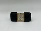 une photo d'une montre-bracelet en cuir noir avec un cadran blanc