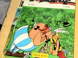 une image représentant un album de bande dessinée avec l'illustration d'un homme et d'une femme