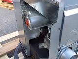 a machine that is sitting on top of a pallet