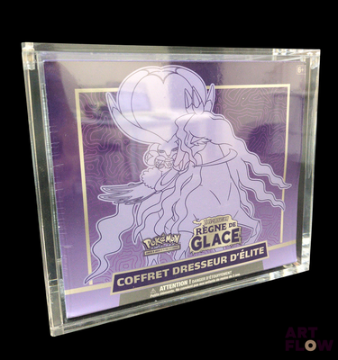 un boîtier de CD avec la photo d'une femme en robe