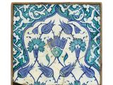 une image représentant un carrelage bleu et blanc orné de fleurs
