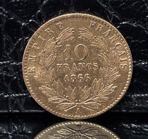 Une pièce de monnaie en or à valeur faciale de 10 francs 1866A. P...