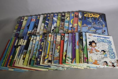 de nombreux livres pour enfants empilés les uns sur les autres