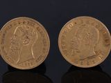 deux souverains d'or, l'un à l'effigie d'une femme et l'autre à l'effigie d'une couronne