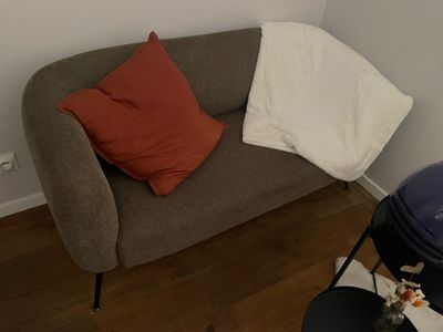 banquette et repose pied ENLEVEMENT MERCREDI 13 MAI de 9h à …