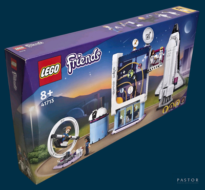 une boîte de Lego avec l'image d'une navette spatiale