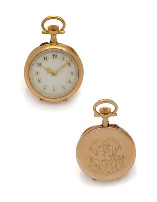 deux montres de poche plaquées or, l'une avec un cadran blanc et l'autre avec un boîtier plaqué or