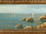 une peinture à l'huile représentant des voiliers sur l'eau, près des rochers