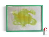 peinture verte et jaune représentant une tortue sur fond blanc