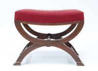 Tabouret curule en bois naturel, mouluré et sculpté - XIXe s… (photo 2)