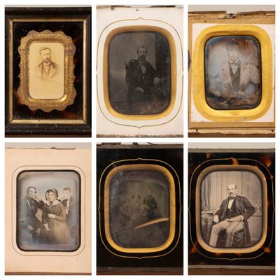 six photographies anciennes représentant des hommes en costume et cravate, assis devant une fenêtre