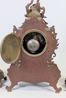 Garniture de cheminée (x3) pièces, comprenant (x1) pendule à… (photo 6)
