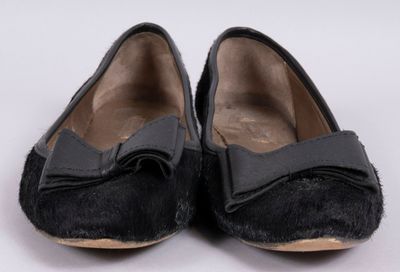 MASSIMO DUTTI Escarpins en poulain noir