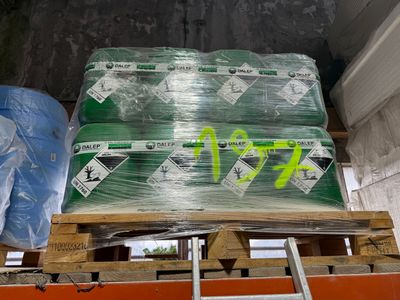 1 palette bidons DALEP PE antimousse traitement prêt à l'emp…