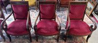 3 fauteuils acajou velours rouge à motifs accoudoirs crosse …