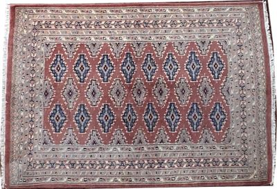 BOUKHARA Tapis en laine, en laine et soie noué à la main, à …