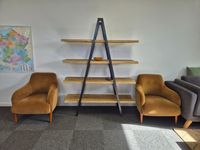 Ensemble de mobilier comprenant 2 fauteuils bergères, 1 étag… (photo 2)