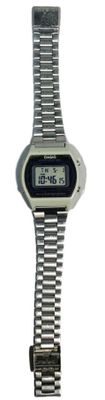 CASIO Montre boitier acier