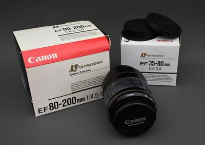 CANON Ultrasonic - Zoom Lens EF 80-200mm f/4.