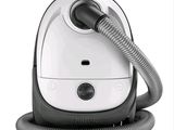 an image of a vacuum that is on a stand