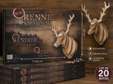 un gros plan sur une boîte de vin ornée d'une tête de cerf