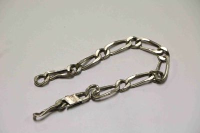 bracelet à chaîne plaqué argent avec fermoirs et boucles