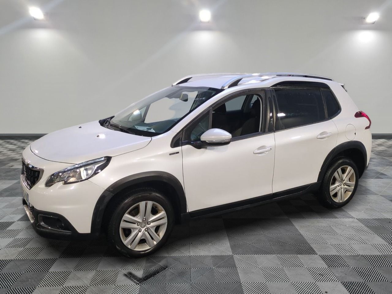 PEUGEOT - 2008 BLUEHDI 100CH SS BVM5 SIGNATURE - GO - Mise en service: 24/10/2019 - Voyant moteur allumé Bocal d'Adbl...